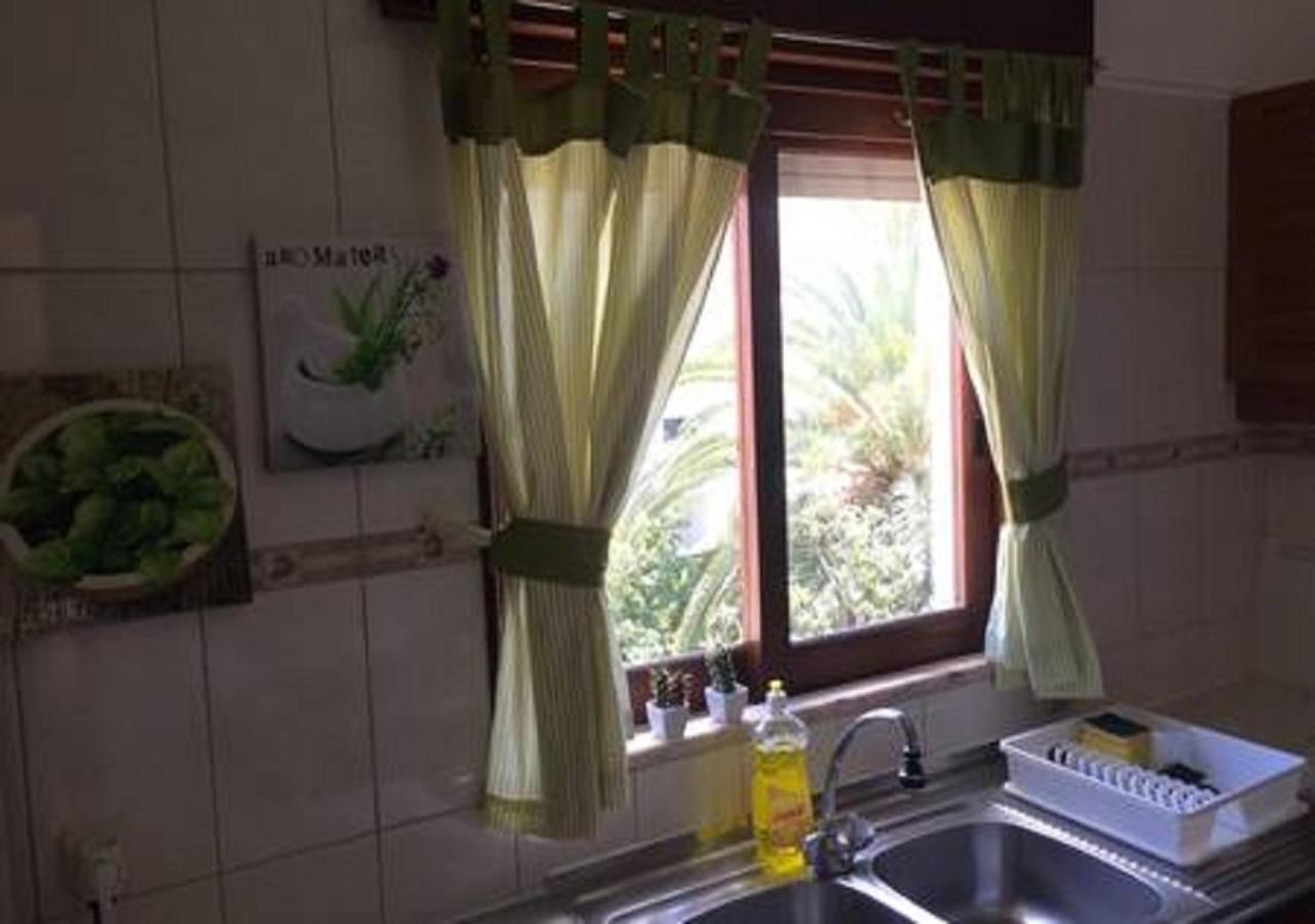 Fisherman'S Beach Apartment อัลบูเฟรา ภายนอก รูปภาพ